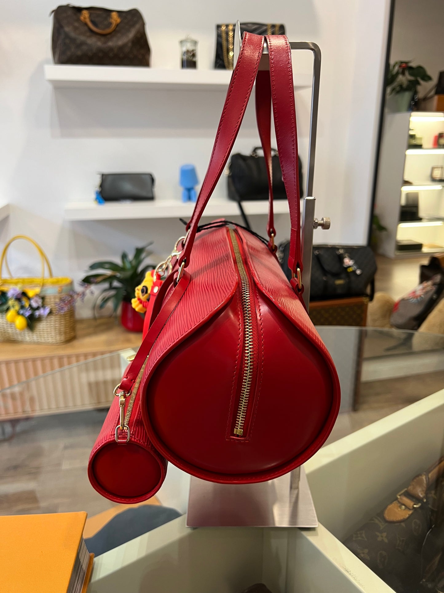 Louis Vuitton Papillon 26 Epi Rouge con Mini Pochette - Perfette Condizioni