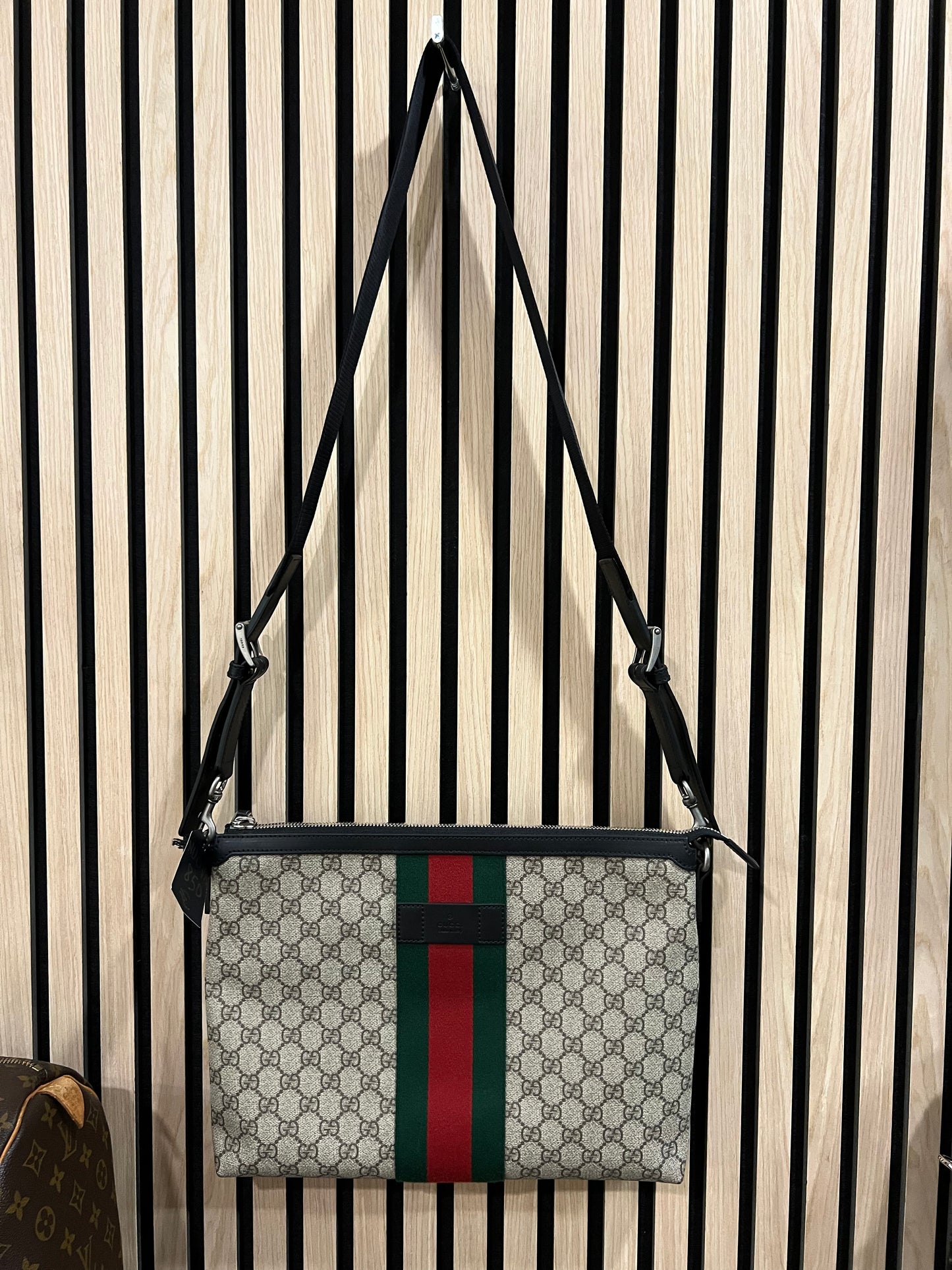 Gucci GG Supreme Web Messenger