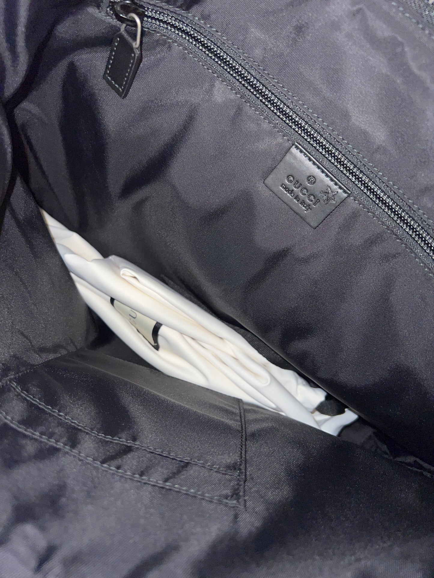 Gucci GG Supreme Web Messenger