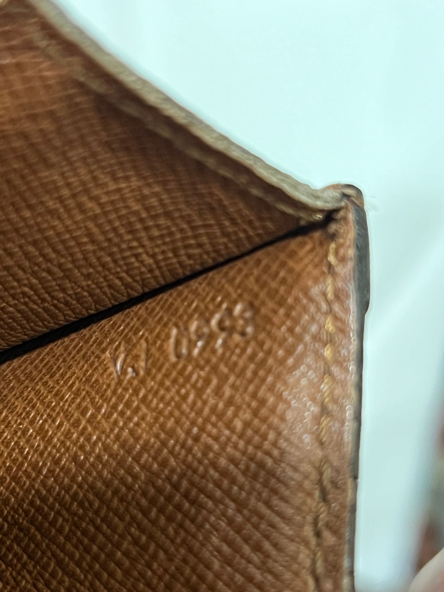 Louis Vuitton Dauphine