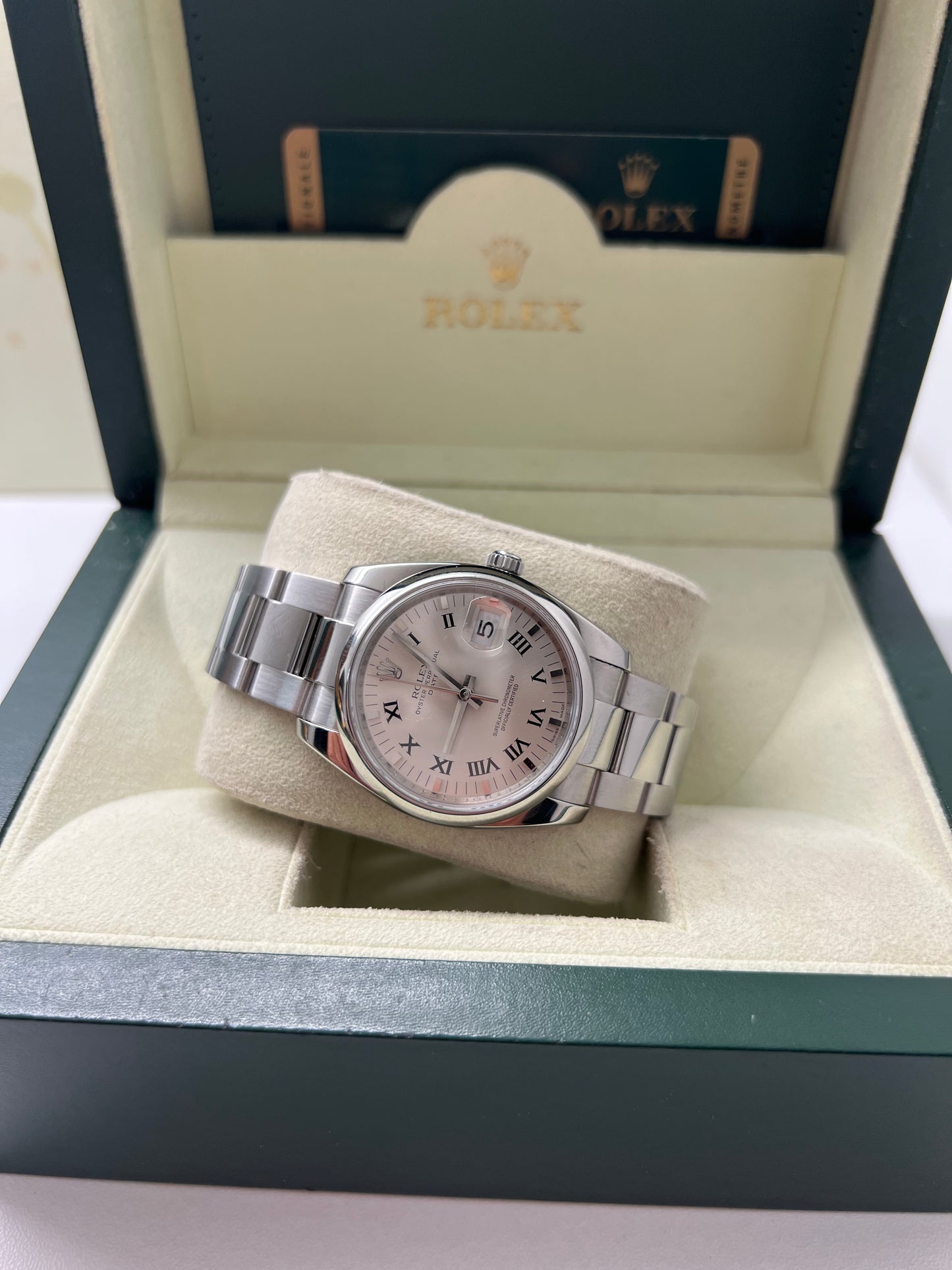 Rolex Oyster Perpetual Date 34 mm – Ref. 115200