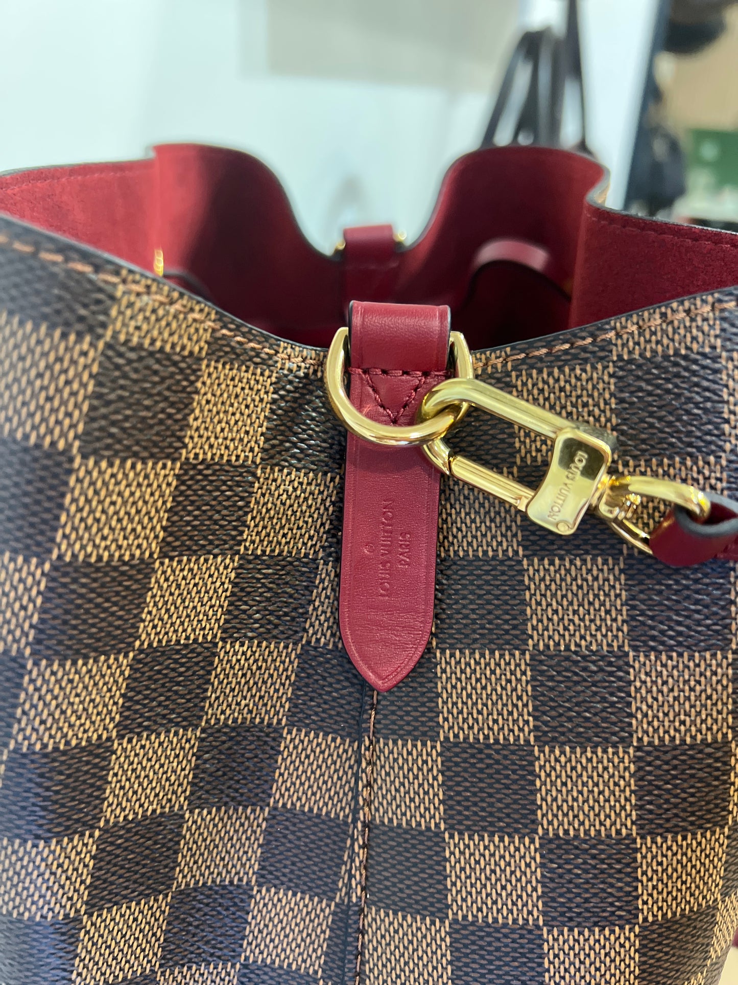 Louis Vuitton NéoNoé Damier Ebene con Dustbag e Cartellini