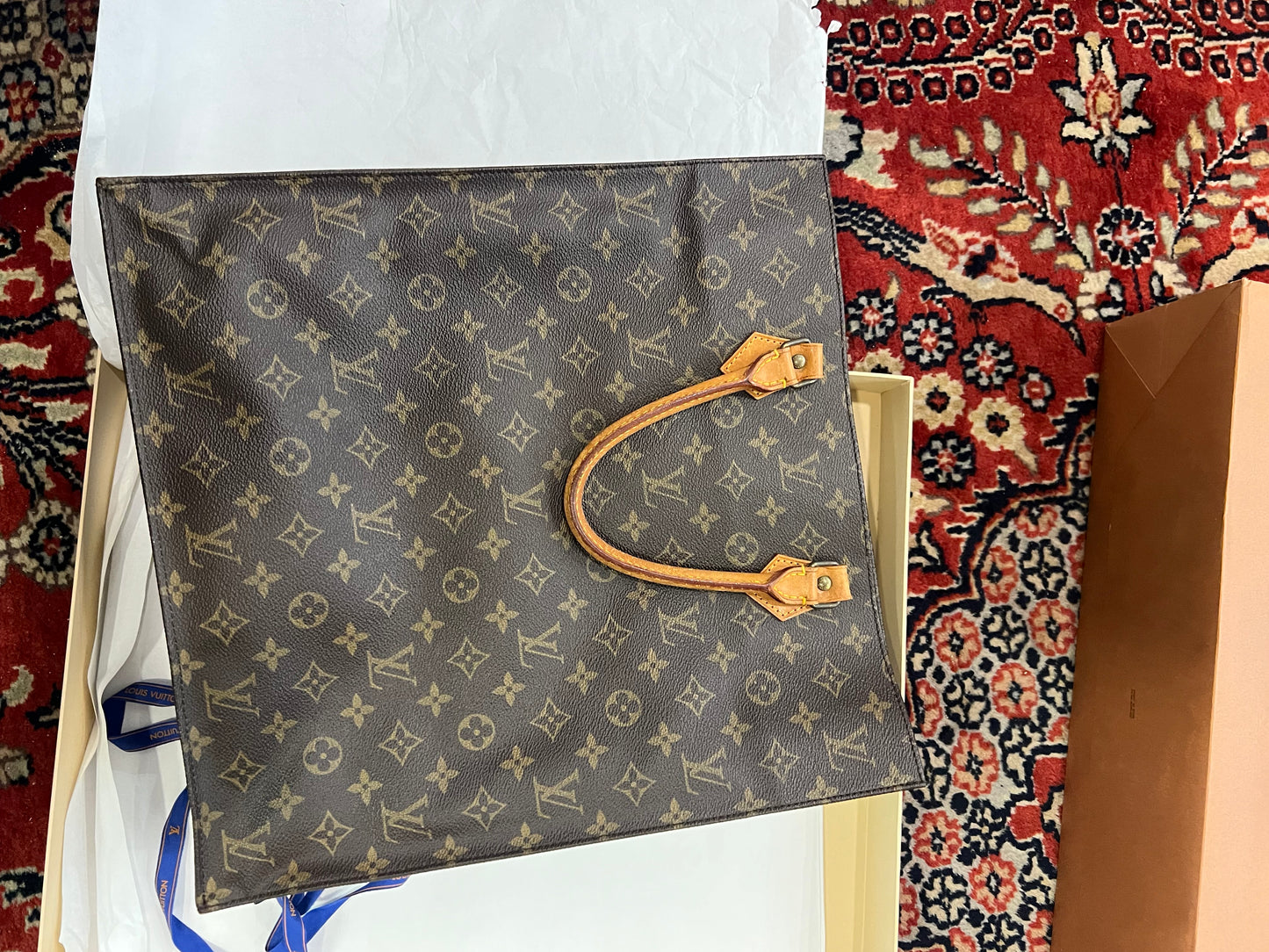 Louis Vuitton Sac Plat