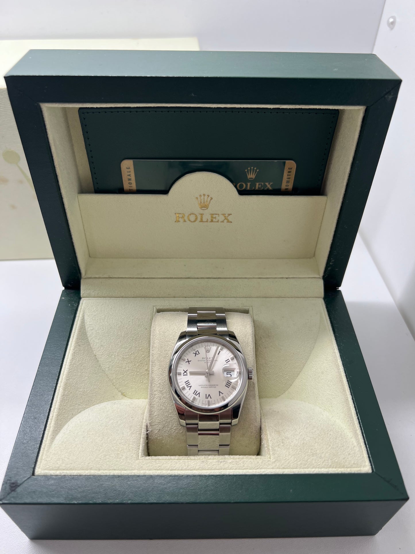 Rolex Oyster Perpetual Date 34 mm – Ref. 115200