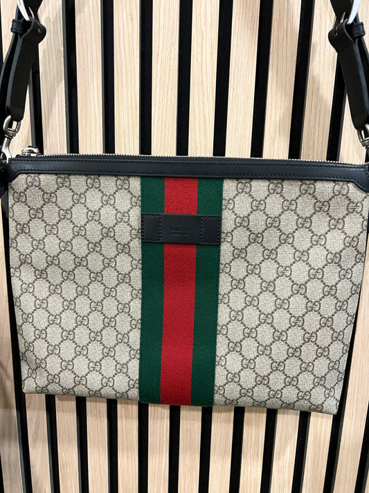 Gucci GG Supreme Web Messenger